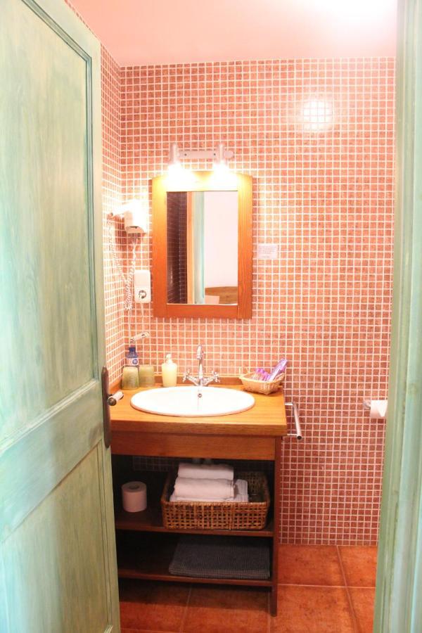 Hostal L'Ou De Reig Montseny Εξωτερικό φωτογραφία